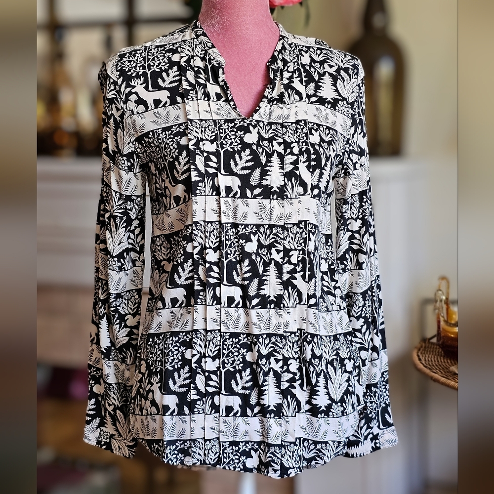 Woolrich tunic style shirt, size small.